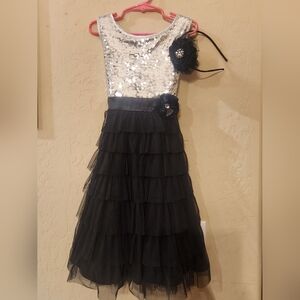 GORGEOUS! Biscotti Girl's Size 8 Black & Silver Sequins  Holiday Party Dress!NEW